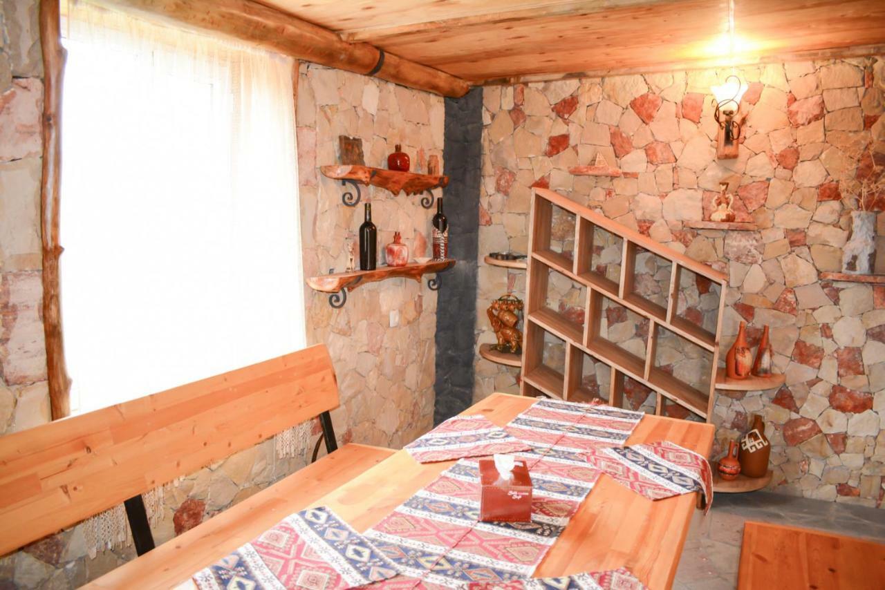 Guest House Nataly Yeghegnadzor Exterior foto
