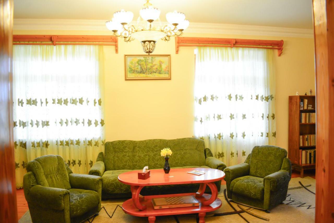 Guest House Nataly Yeghegnadzor Exterior foto